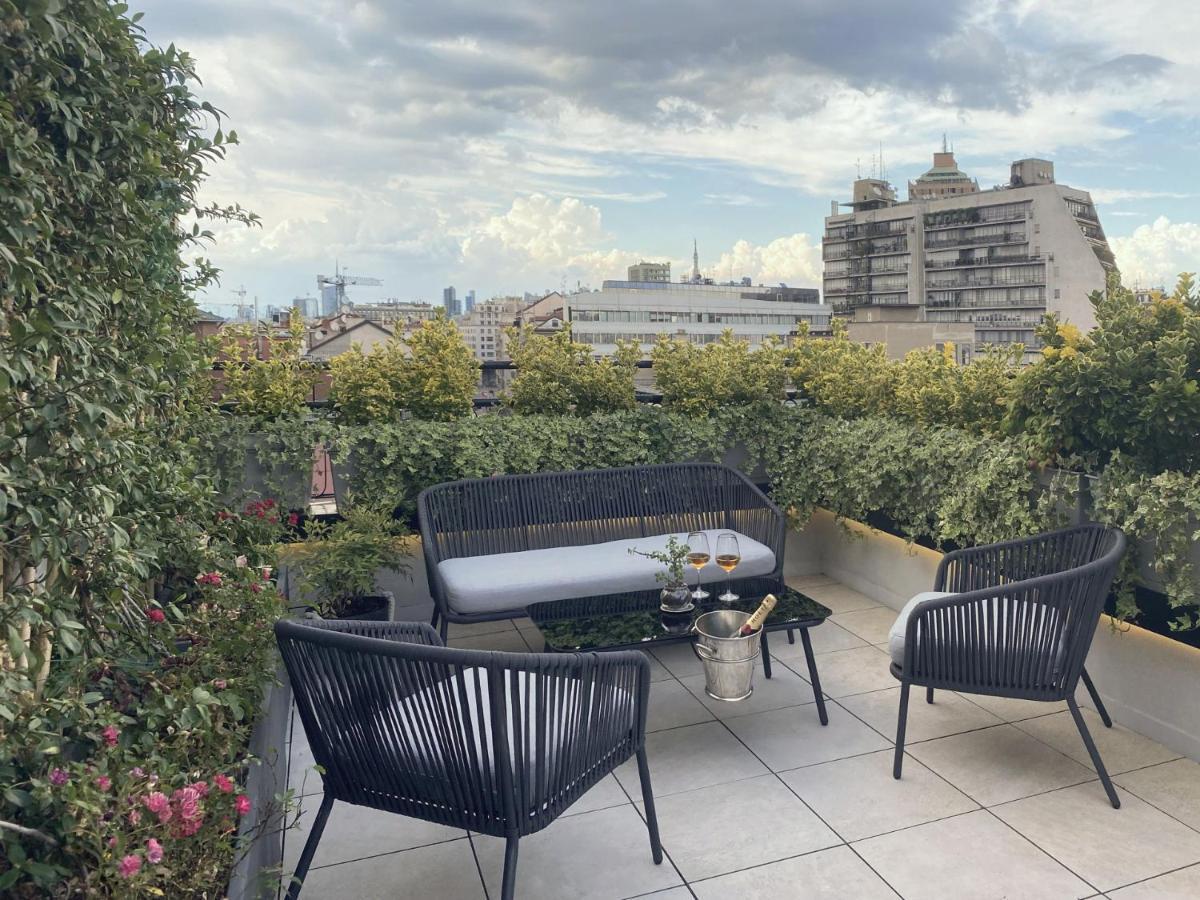 Easylife - Splendido Attico Con Terrazzo E Vista Mozzafiato Nel Cuore Della Citta Milan Exterior photo